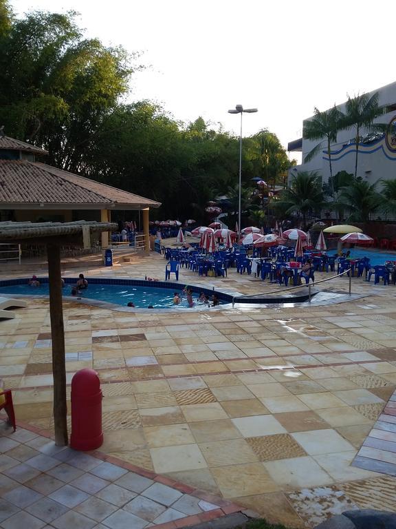 Golden Dolphin Roberto Imoveis * Caldas Novas